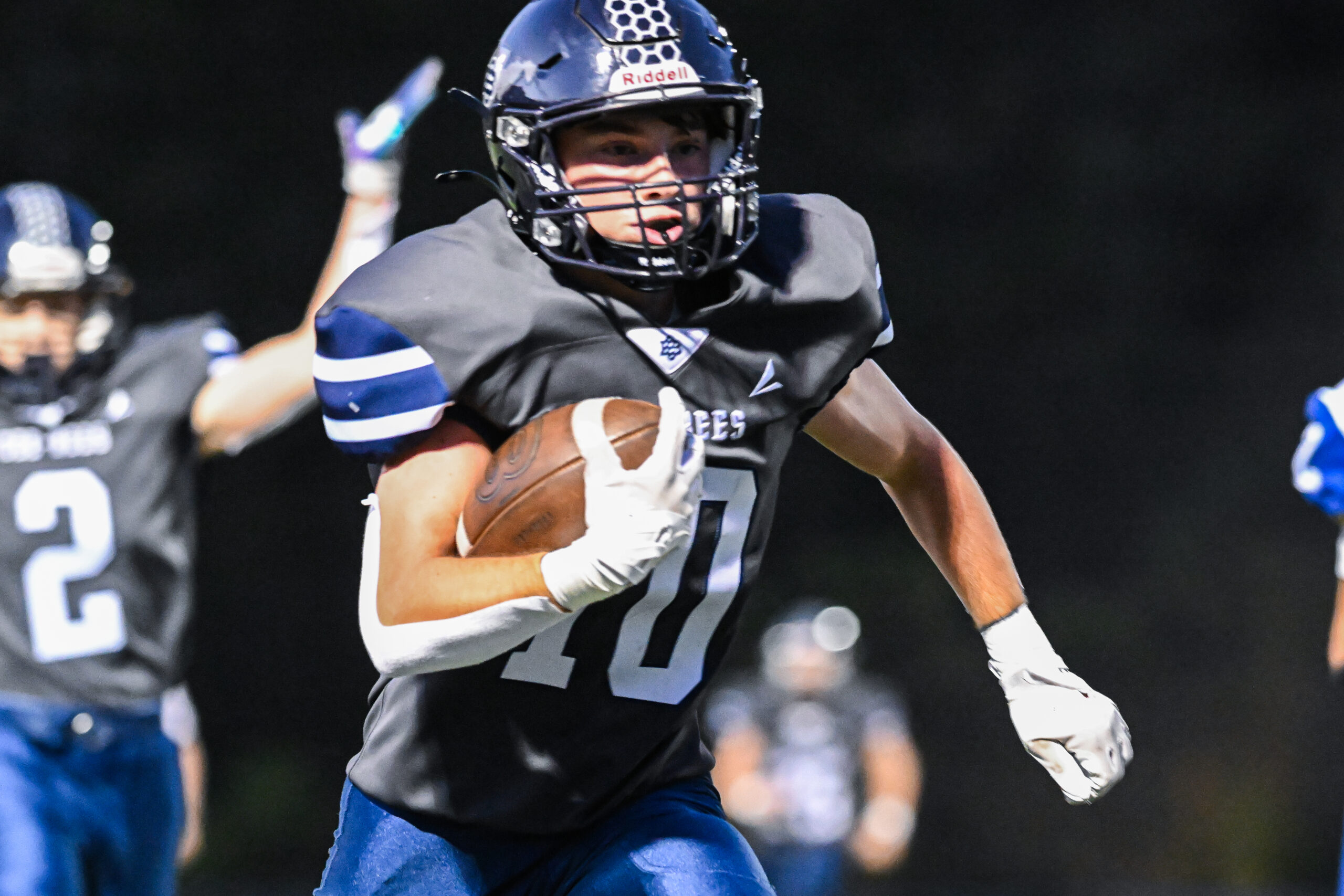 Corey Coen gets the job done in first start at QB, Clay-Battelle runs past Hancock (Md.)